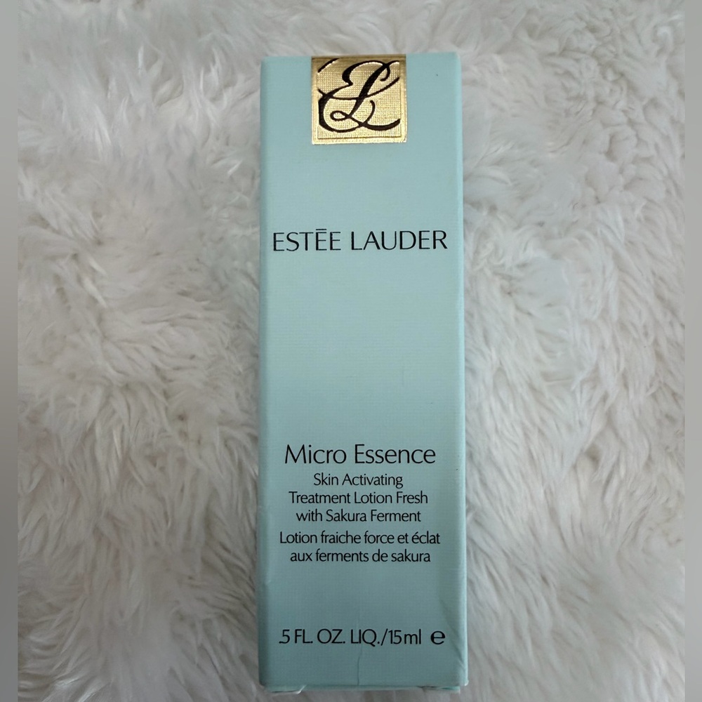 Estee Lauder Micro Essence Skin Activating Treatment Lotion - Light Blue